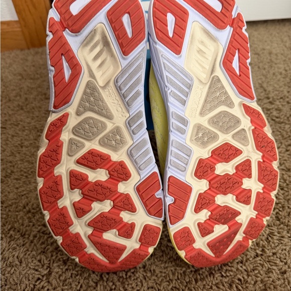 Hoka One One Arahi 6 - Yellow - Picture 6 of 6